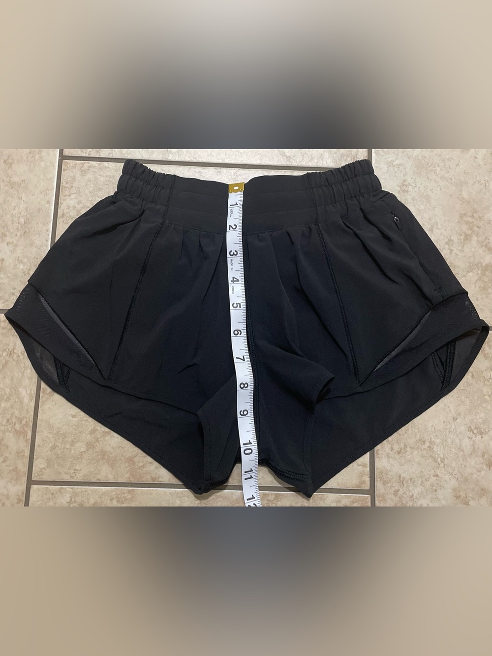 Hotty Hot Low-Rise Lined Short 2.5" Size 2 - Picture 4 of 12
